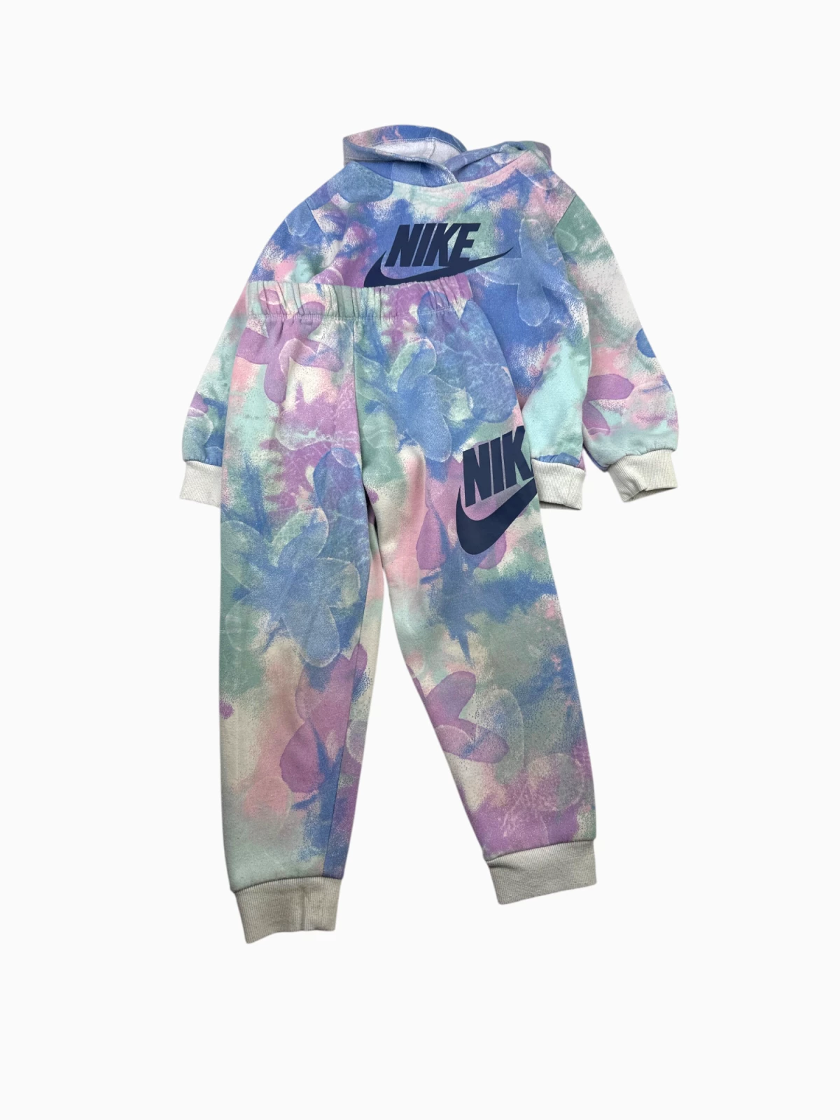 Nike - Set (maat 110 / 116)