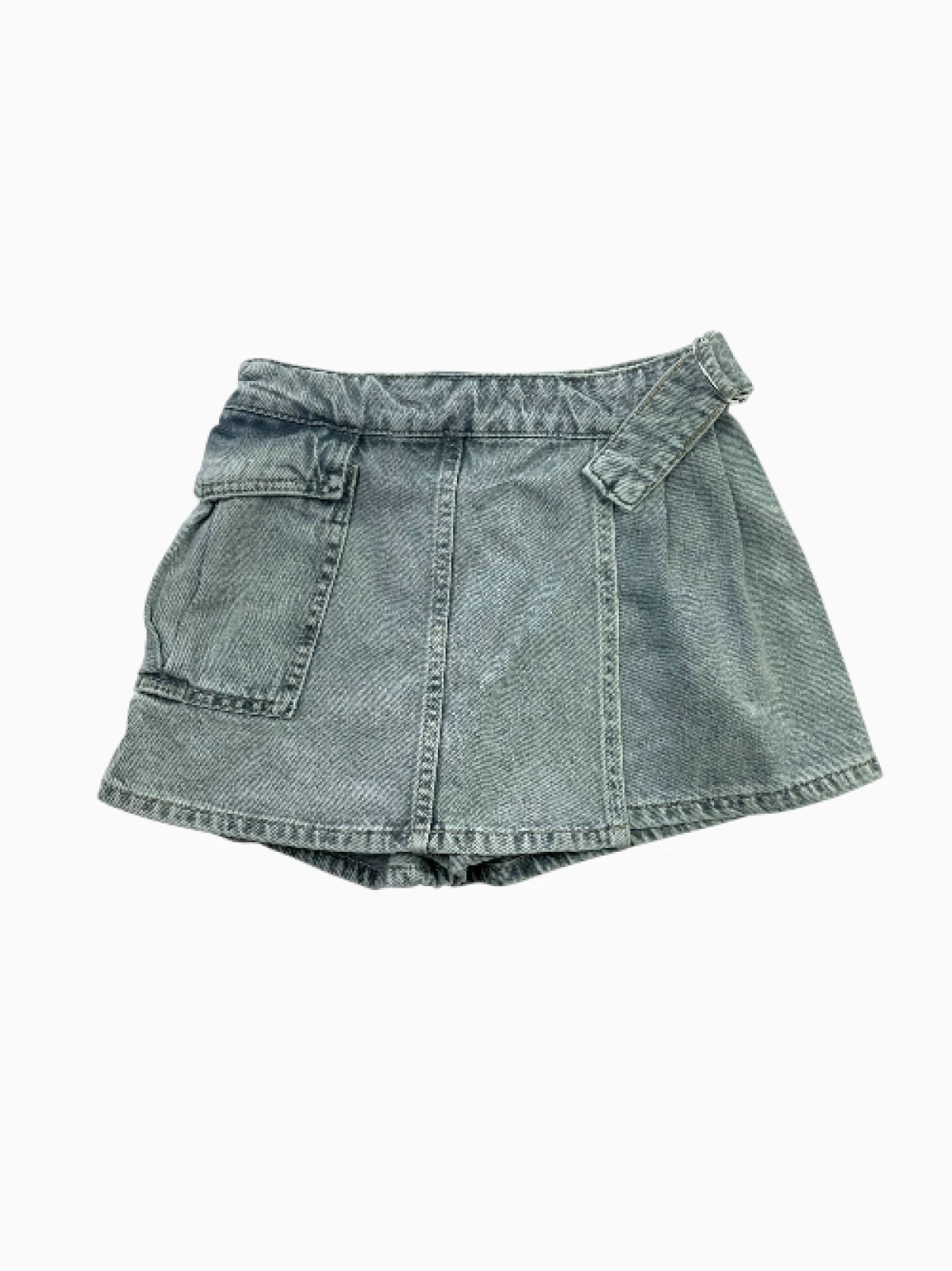 Zara - Korte broek (maat 134)