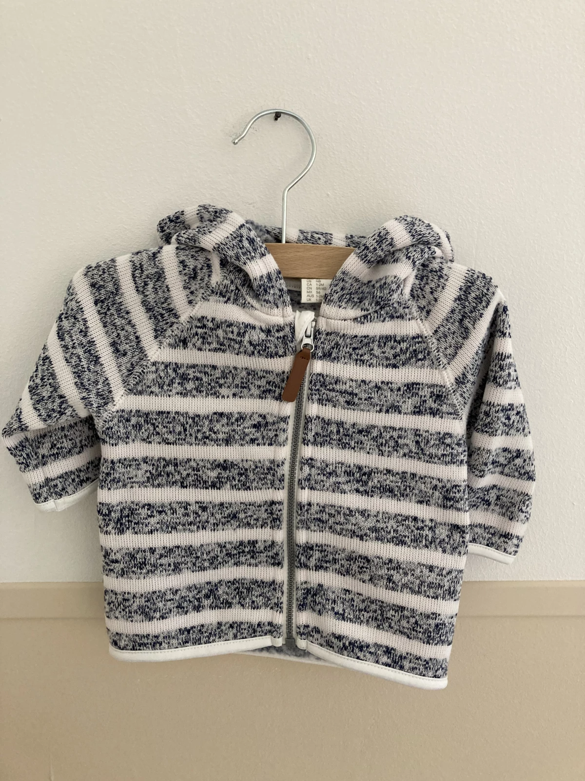 H&M - Vest (maat 56)