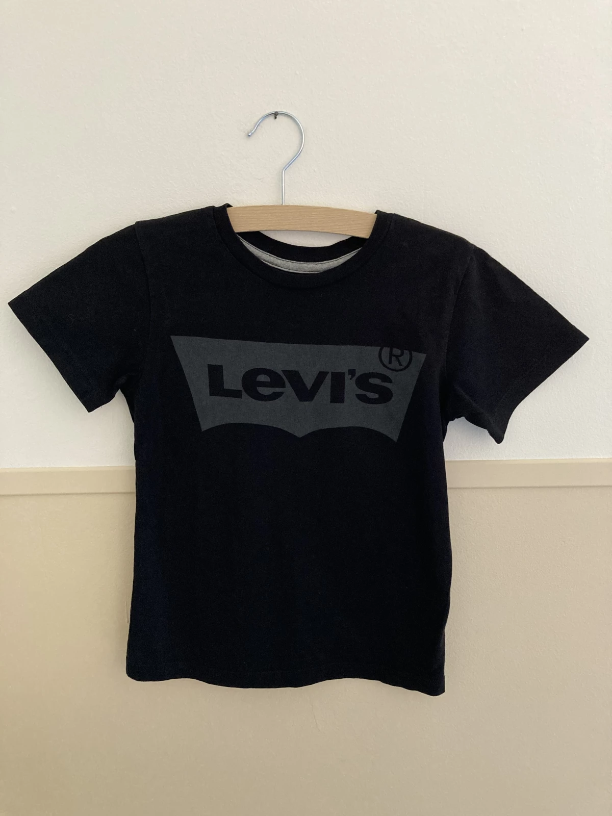 Levi’s - T-Shirt (maat 128)
